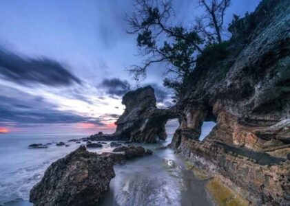 Menyelami Pesona Alam dan Budaya di Sumba: Pulau yang Menawarkan Keindahan Tersembunyi