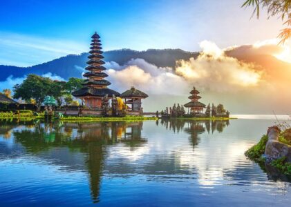 Destinasi Wisata Masa Kini yang Menjadi Favorit di Indonesia