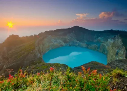 5 Destinasi Wisata Unik di Indonesia yang Wajib Dikunjungi