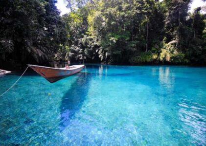 Eksplorasi Pulau Derawan: Surga Tersembunyi di Kalimantan Timur