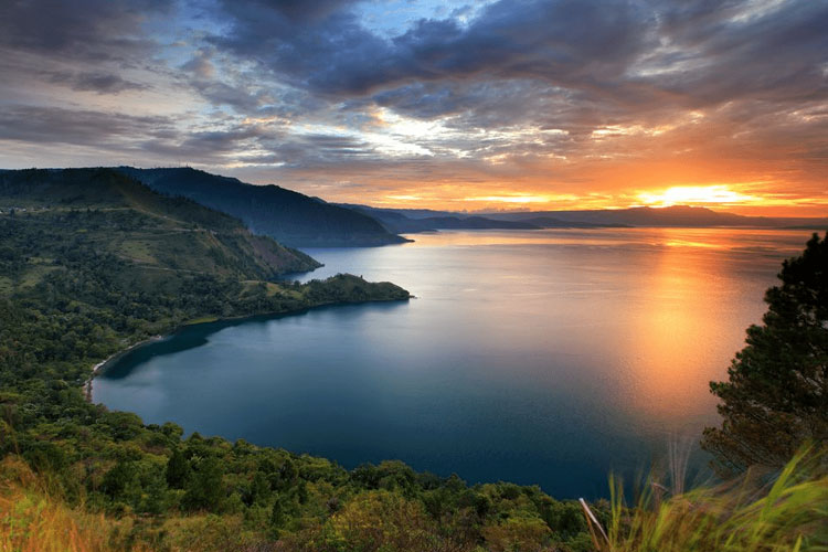 Eksplorasi Wisata Danau Toba: Surga Tersembunyi di Sumatra Utara