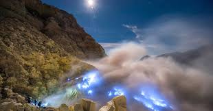 Wisata Gunung Ijen